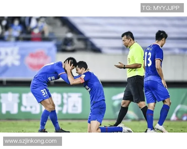 南京足球队以83分稳居冠军赛积分榜首位争夺荣耀在即 南京足球队以83分稳居冠军赛积分榜首位争夺荣耀在即